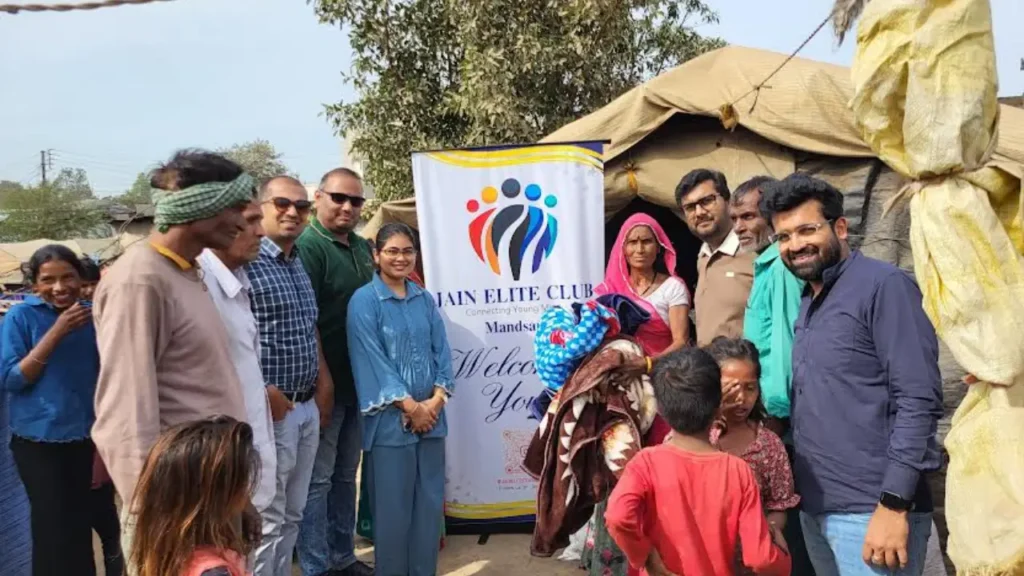 जैन एलीट क्लब द्वारा 160 कंबलों का निःशुल्क वितरण किया गया