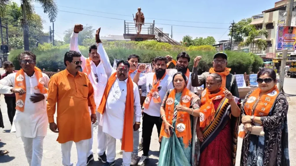 सोनाग्राफी सुविधा तुरंत चालु की जावे अन्यथा जिला चिकित्सालय के खिलाफ शिवसेना धरना प्रदर्शन करेगी