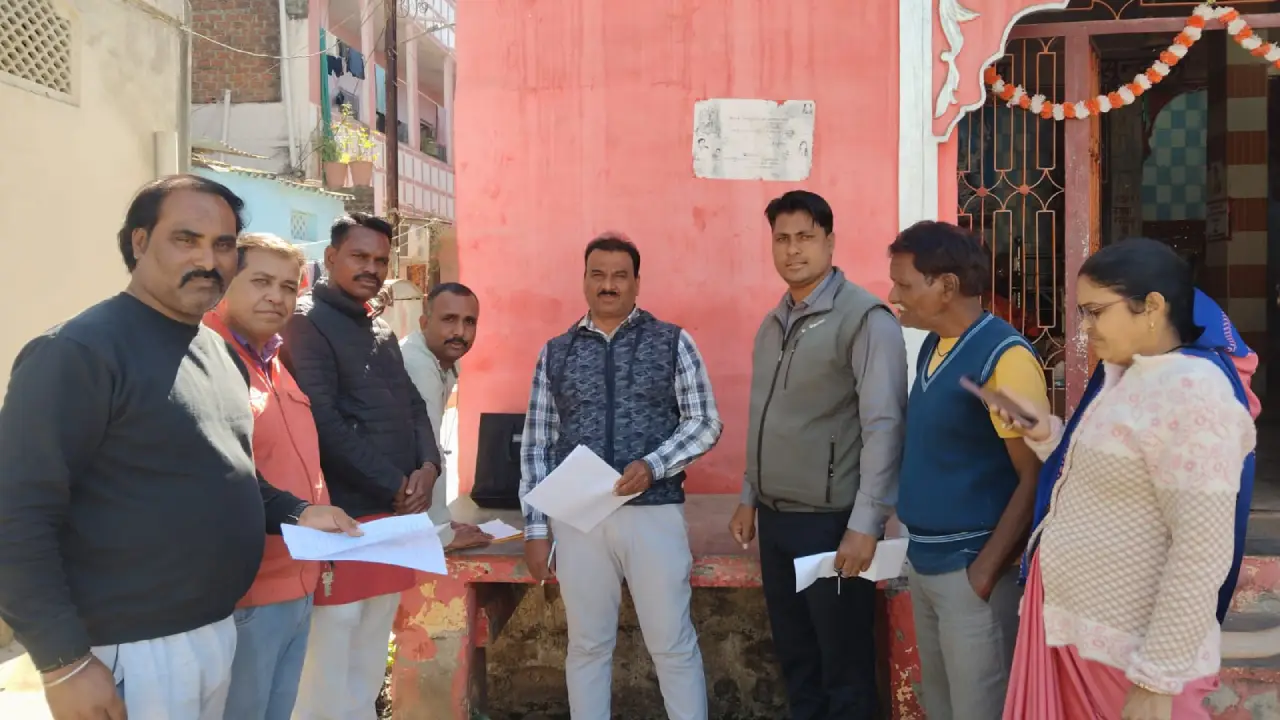 कल्याण कमलमय समर्थक समिति ने एस आई आर के अंतिम दोर में भरवाये बचे मतदाताओं के फार्म !