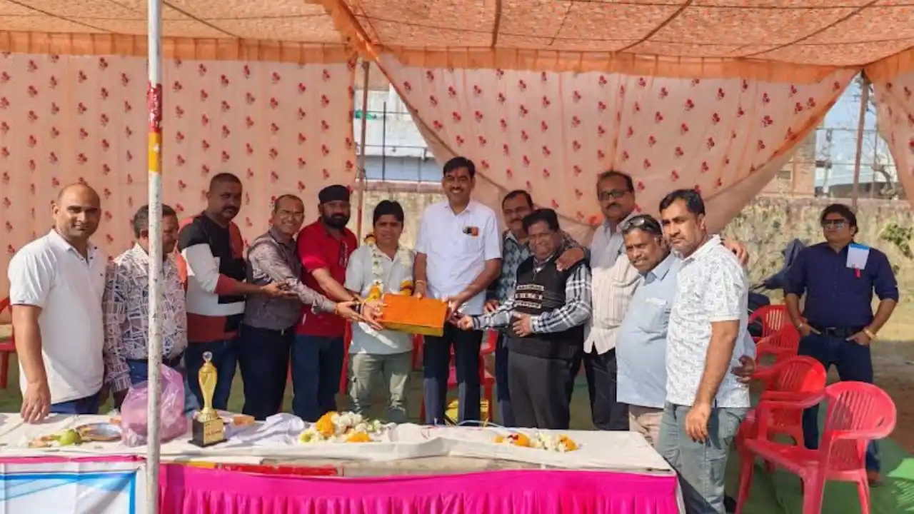 उत्साह और उमंग के साथ युवा प्रेस क्लब का मकर संक्राति उत्सव संपन्न