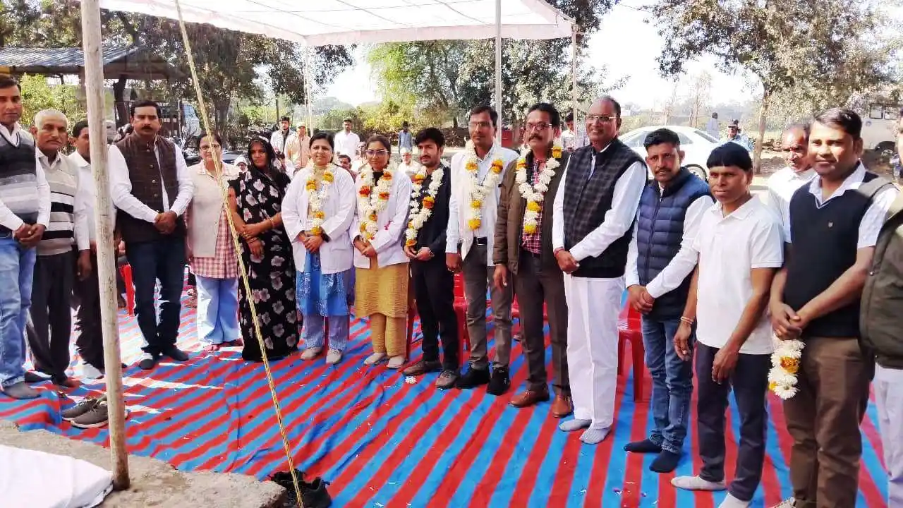 नौगांवा मे ग्रामोदय से अभ्युदय विकासखंड स्तरीय कार्यक्रम का आयोजन हुआ