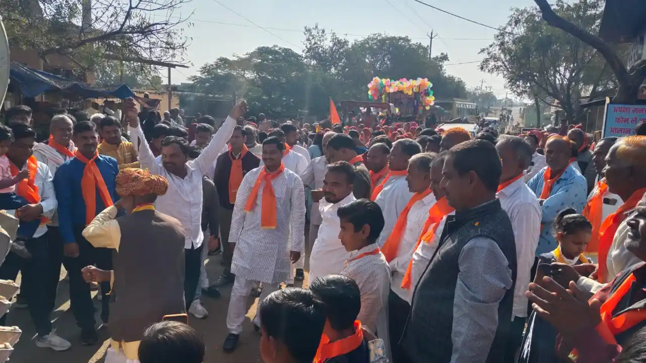 मेवाड़ा प्रजापत समाज ने मनाया श्री यादें कुलकी श्रिया देवी का जन्मोत्सव, निकाली भव्य शोभायात्रा