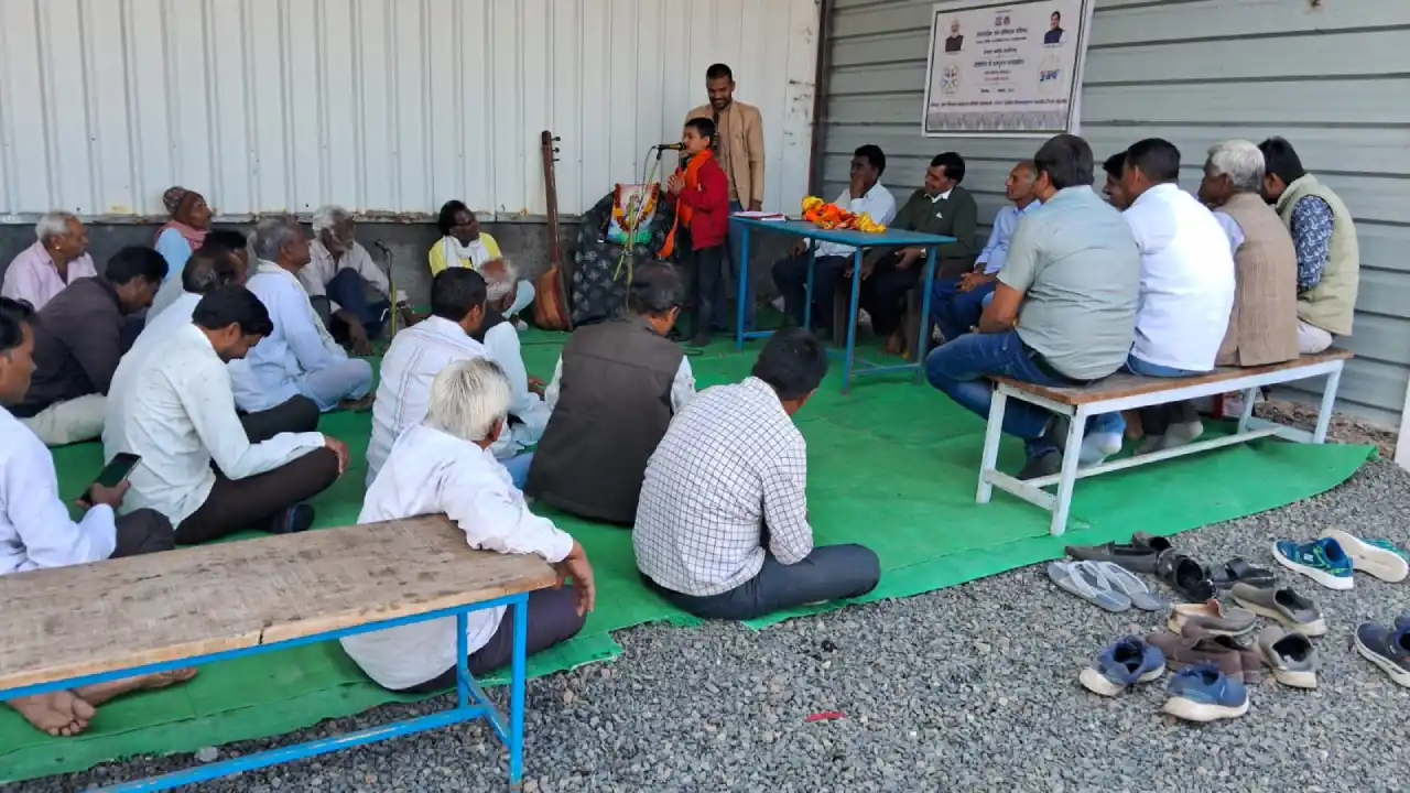 उत्कृष्ट कार्य करने वाले प्रतिभागियों को सम्मानित किया गया