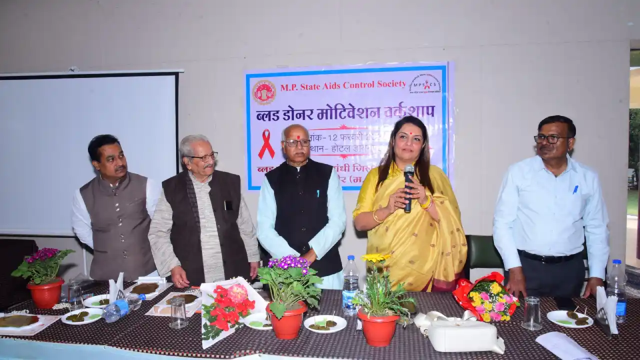 स्वैच्छिक रक्तदाता कार्यशाला सम्पन्न, रक्तवीरों एवं संस्थाओं का हुआ सम्मान