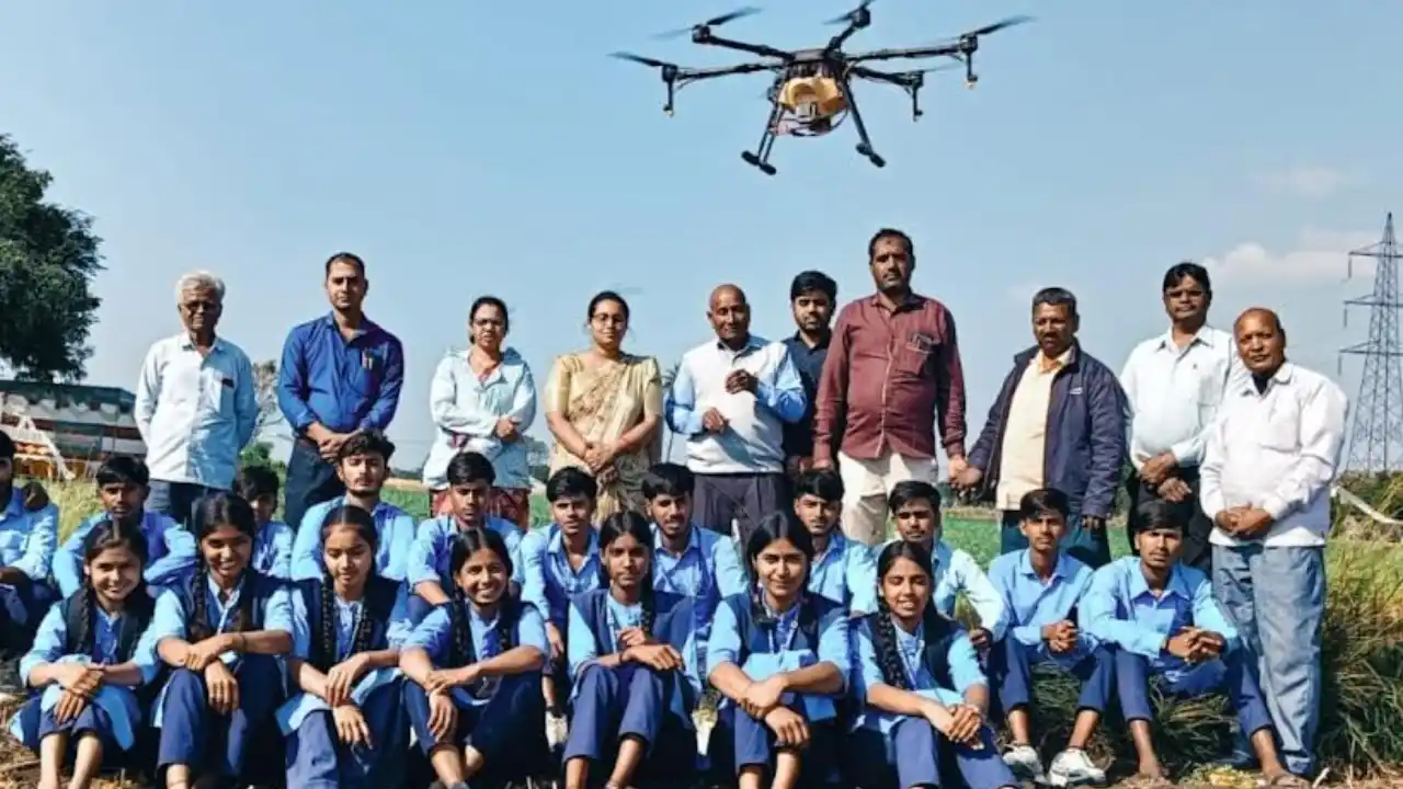 ग्राम धमनार के प्रगतिशील कृषक बद्रीलाल धाकड़ ने विकसित की लहसुन की दो उन्नत किस्में - धमनार क्रांति एवं धमनार डायमंड