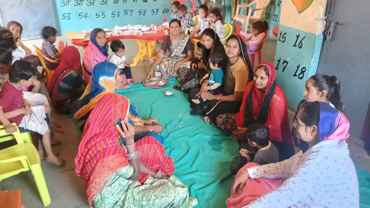 आंगनबाड़ी केंद्र देहपुर पर पोषण पख‌वाडा ,नारी शक्ति कार्यक्रम का हुआ आयोजन