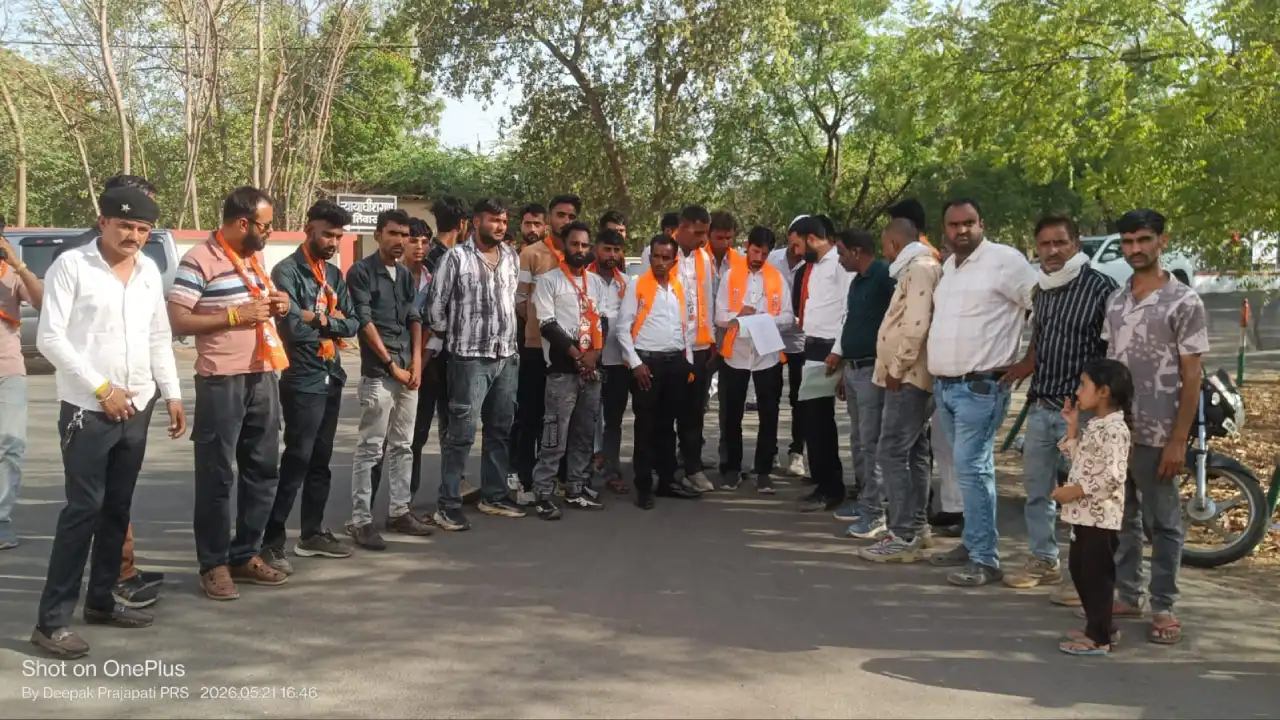 जिला शिवसेना (शिंदे गुट) द्वारा एसपी कार्यालय पहुंचकर मृतक पीड़ित परिवार को न्याय प्रदान करने की मांग की गई