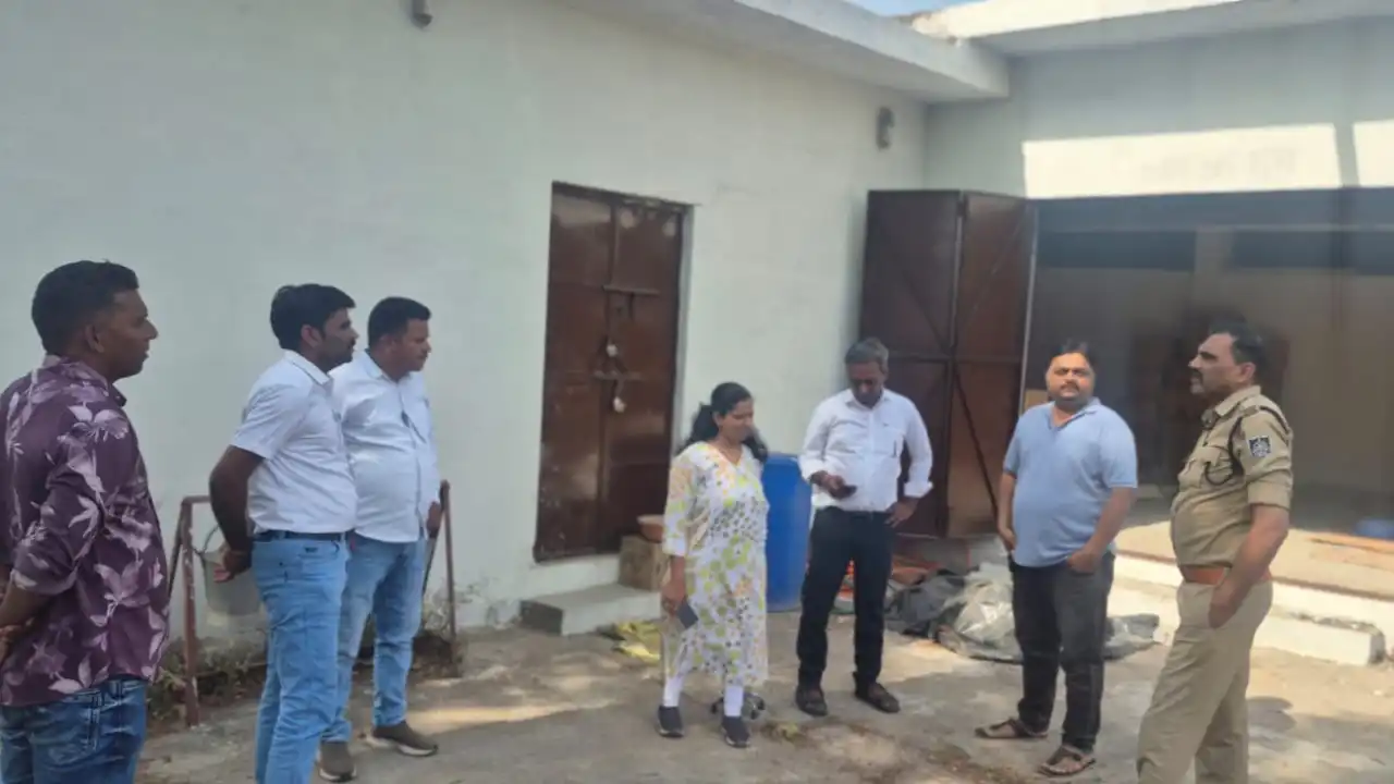 तहसील मनासा एवं जावद में विस्फोटक भंडारणों का किया अधिकारियों ने औचक निरीक्षण