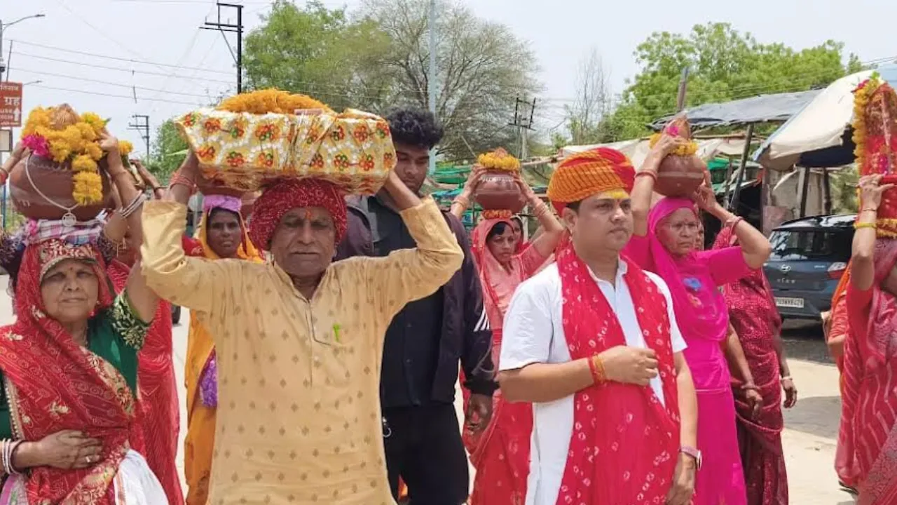 पशुपतिनाथ मंदिर आराधना हाल में सात दिवसीय श्रीमद भागवत कथा  ज्ञान यज्ञ का शुभारंभ