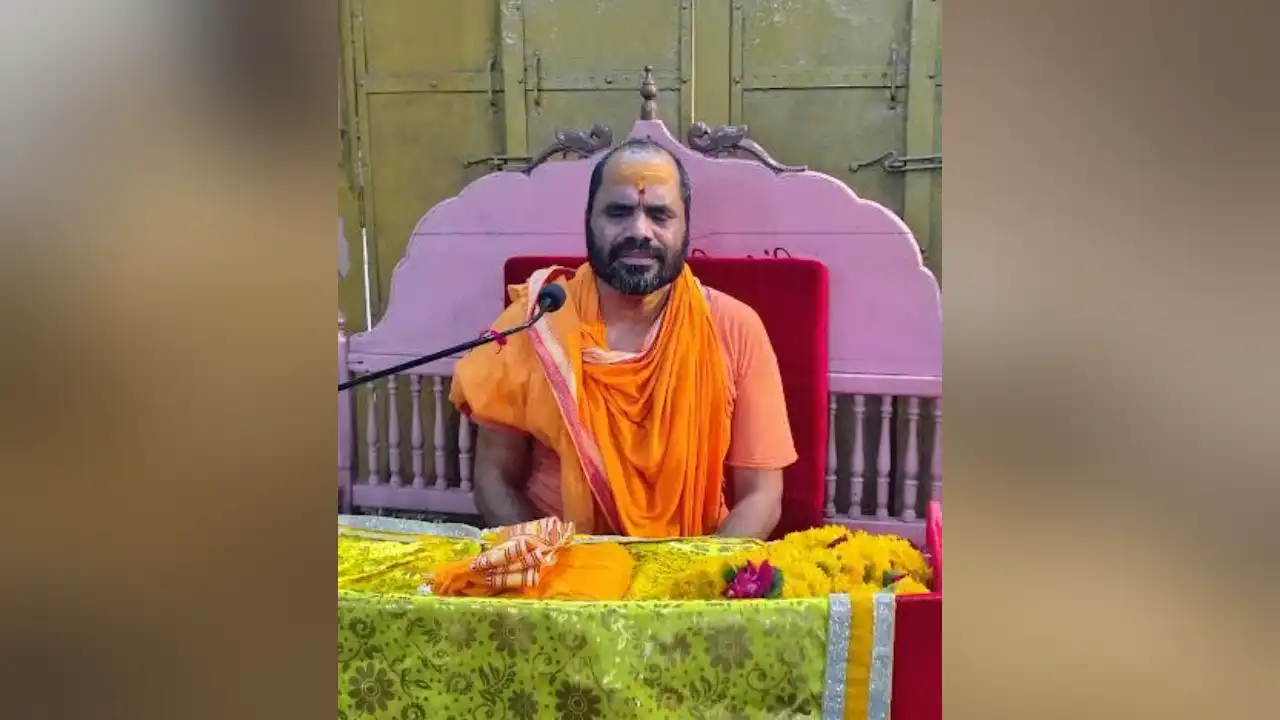 पति पत्नी के बीच आपसी सामंजस्य होना चाहिए - स्वामी श्री सत्यव्रत चैतन्य जी