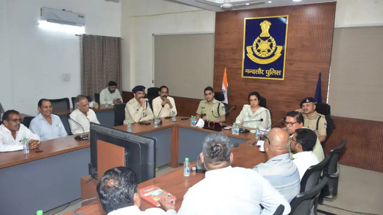 बालागंज स्टेडियम दुकानदार जून माह के अंत तक सभी अपनी दुकानें संचालित करें : कलेक्टर श्रीमती गर्ग बालागंज स्टेडियम दुकानदार जून माह के अंत तक सभी अपनी दुकानें संचालित करें : कलेक्टर श्रीमती गर्ग