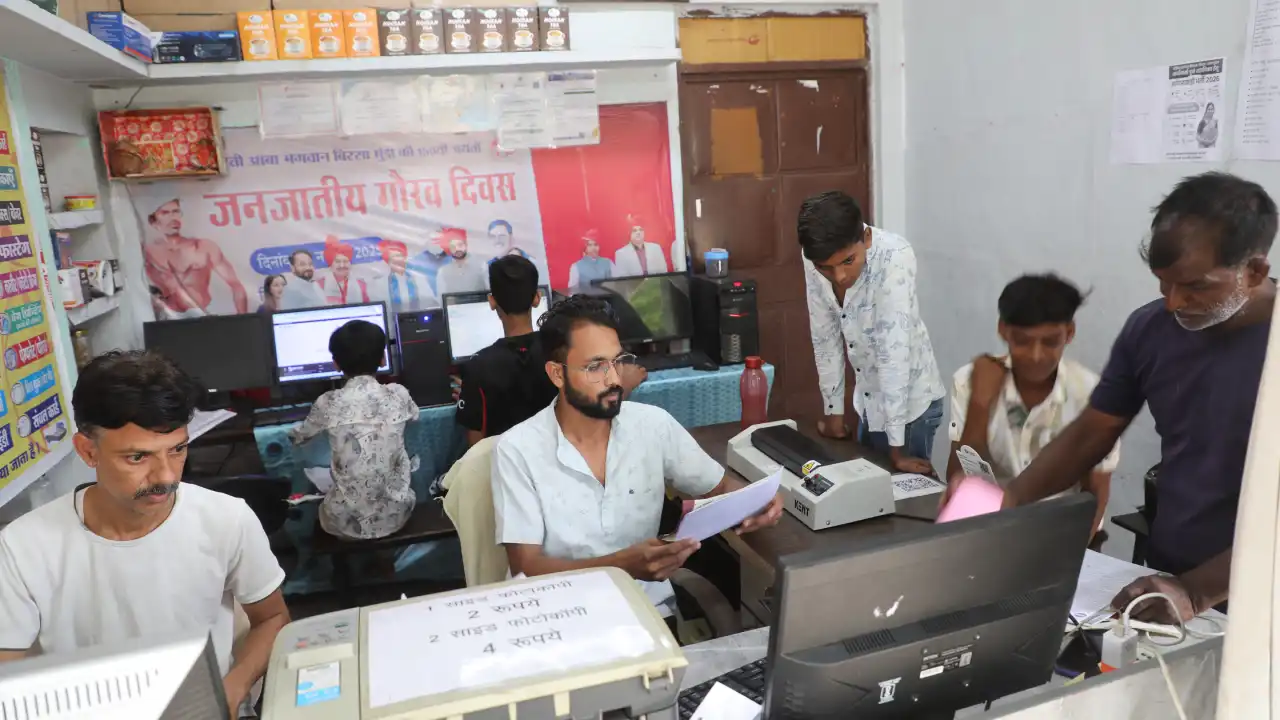 संत रविदास स्वरोजगार योजना बनी धर्मेंद्र के आत्मनिर्भरता की आधारशिला संत रविदास स्वरोजगार योजना बनी धर्मेंद्र के आत्मनिर्भरता की आधारशिला