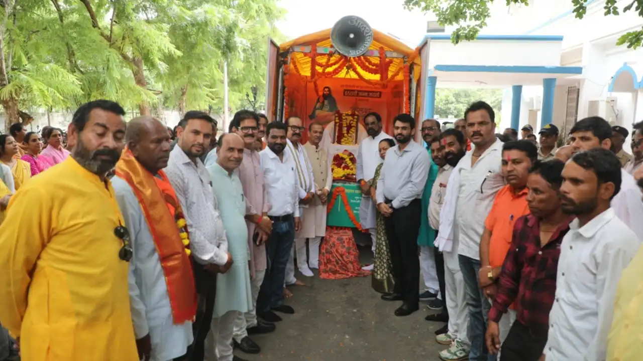 संत रविदास जयंती पर समरसता का संदेश लेकर निकली कलश रथयात्रा