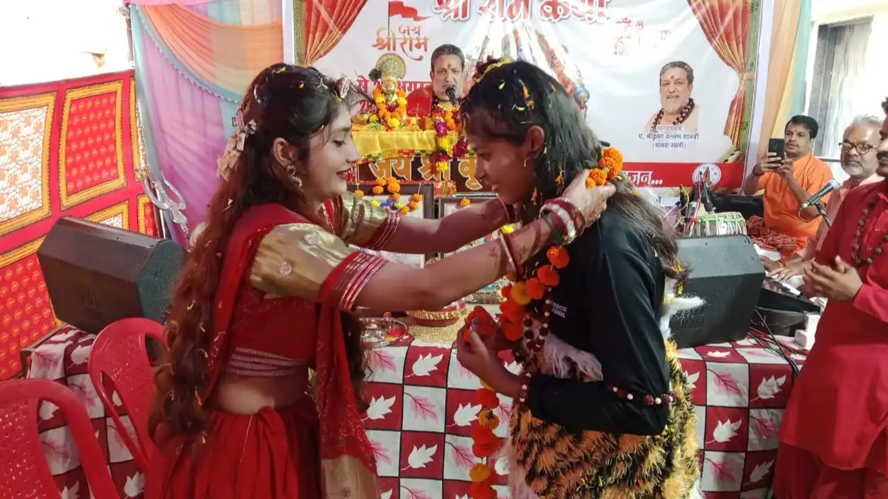 श्री राम कथा के चतुर्थ दिवस पर पं. कृष्ण वल्लभ शास्त्री ने कहा- भोजन से पहले भगवान को नवैध अर्पित करें, मिलेगा पुण्य फल