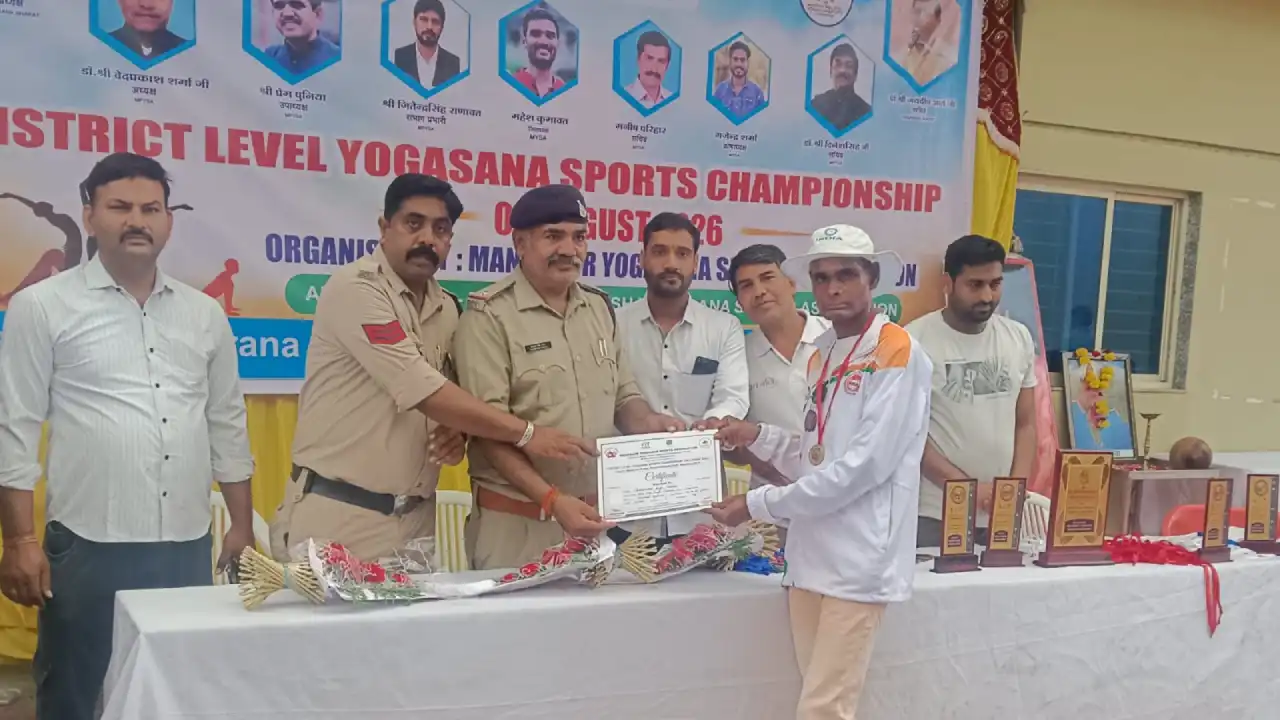 योगासन स्पोर्ट्स प्रतियोगिता में पत्रकार धर्मेन्द्र सिंह रणेरा ने जीता स्वर्ण पदक